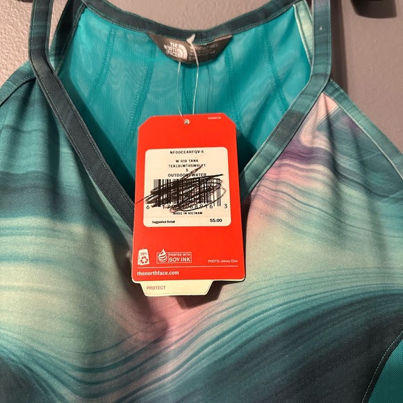 Women’s The North Face Rio Performance Tank Top - Picture 5 of 5